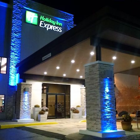 Holiday Inn Express Cloverdale - Greencastle By Ihg Eksteriør billede