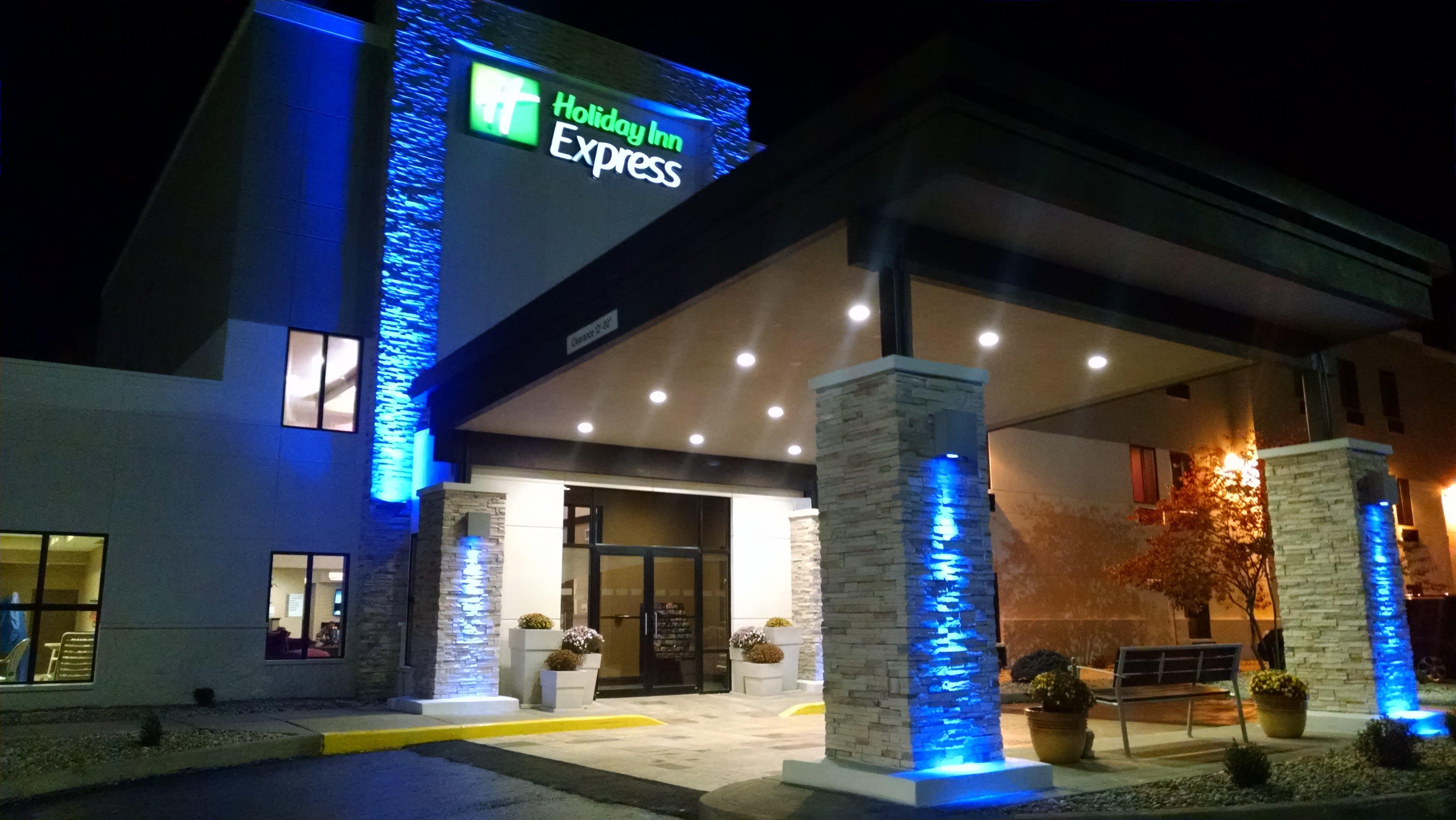 Holiday Inn Express Cloverdale - Greencastle By Ihg Eksteriør billede