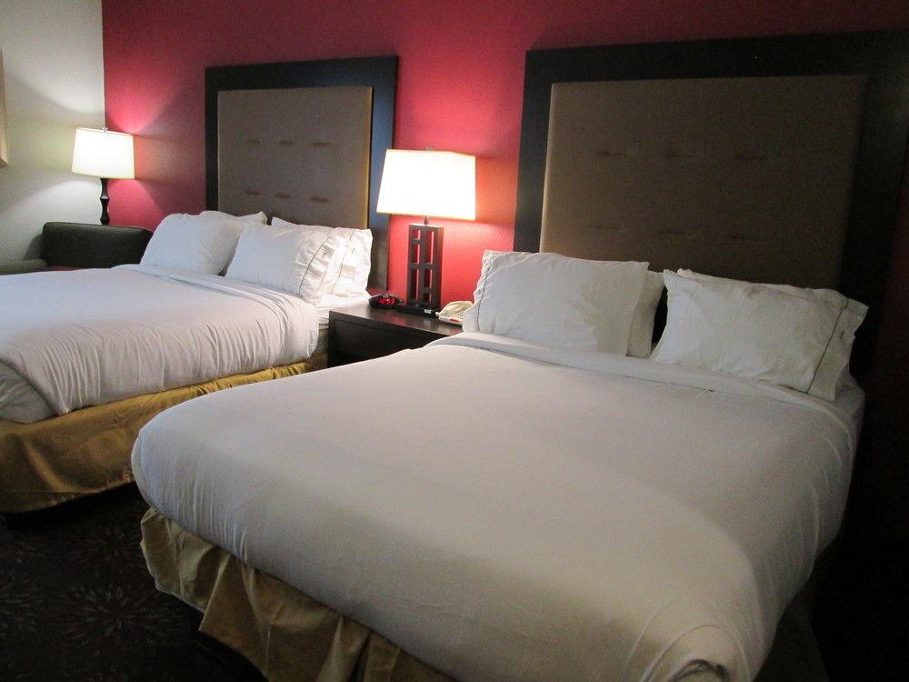 Holiday Inn Express Cloverdale - Greencastle By Ihg Eksteriør billede
